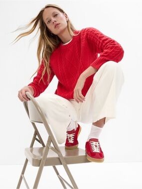 GAP Red Cable-Knit Crewneck Sweater